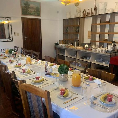 Victoria Oaks Guesthouse Victoria West Екстериор снимка