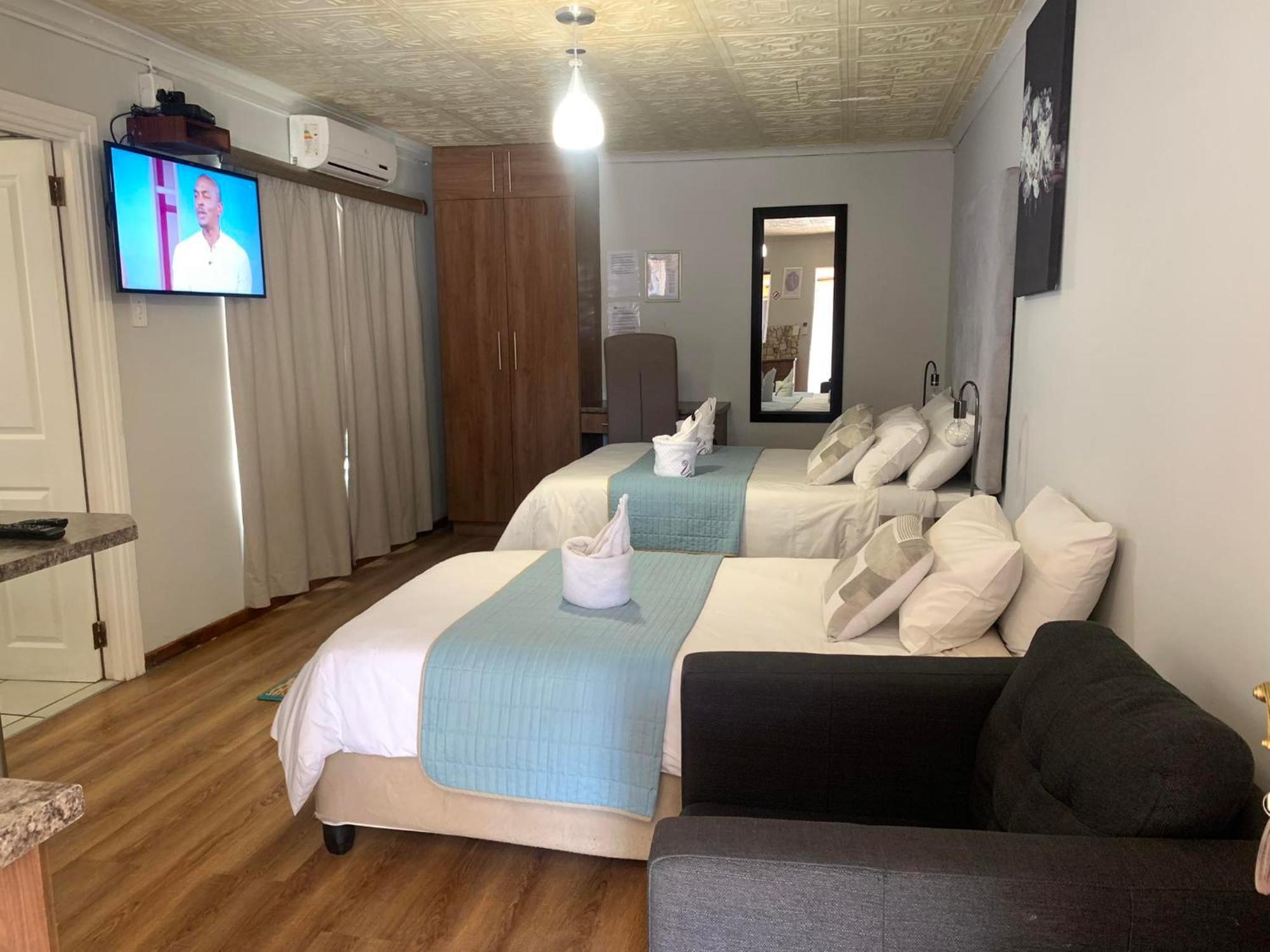 Victoria Oaks Guesthouse Victoria West Екстериор снимка